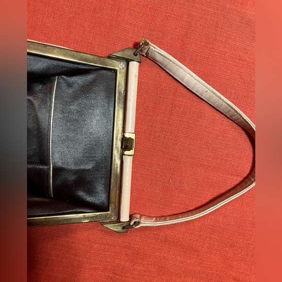 Waldman Vintage Ivory leather Metal frame evening Hand Bag - Picture 13 of 13